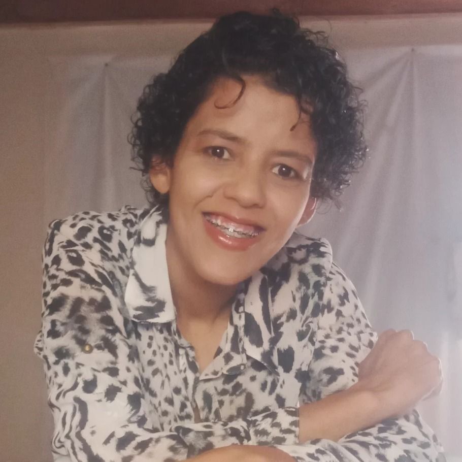 Criadora de conteúdo ugc